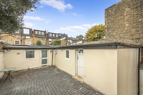 undefined, Kersley Road, London, N16