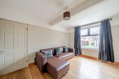 2 bedroom house for sale, Cerne Road, Morden SM4