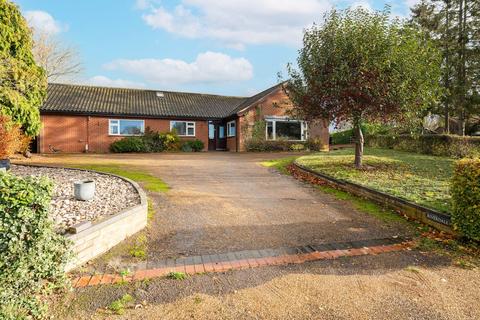 3 bedroom detached bungalow for sale, Marlingford Road, Bawburgh
