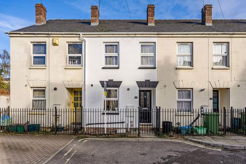 undefined, Larput Place, Cheltenham GL50