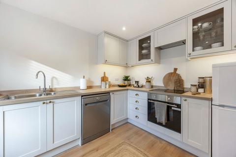 undefined, Larput Place, Cheltenham GL50