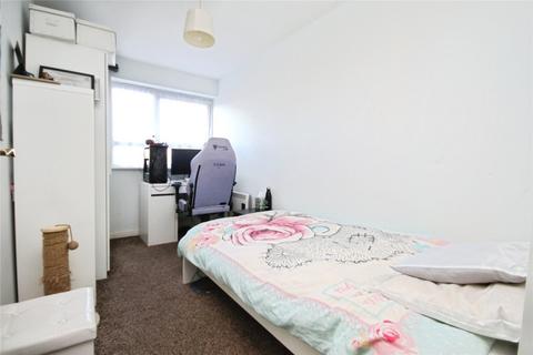 undefined, Castle Court, Dagenham, RM9