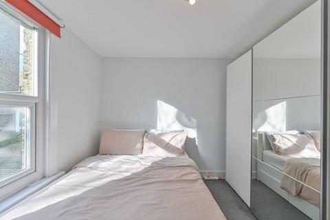 undefined, Valmar Road, Camberwell, SE5