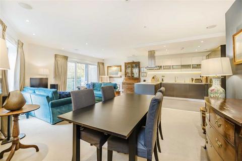 undefined, Blagrove Road, Teddington TW11