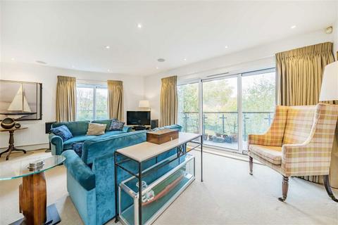 undefined, Blagrove Road, Teddington TW11