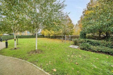 undefined, Blagrove Road, Teddington TW11