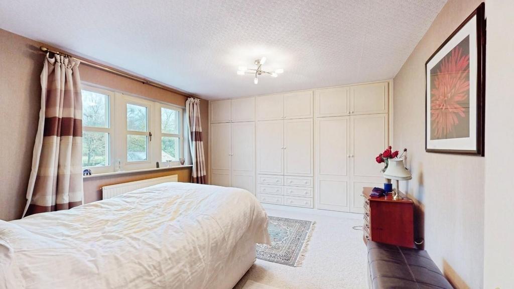 55400527-High-House-Mews-11202025 112617.jpg