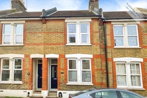 3 bedroom terraced house to rent, Catherine Street Rochester ME1