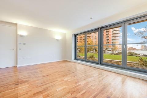 undefined, New Providence Wharf, Fairmont Avenue, Canary Wharf, E14
