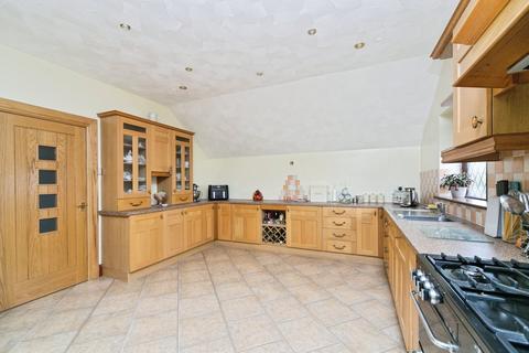 4 bedroom detached house for sale, Llanfairpwllgwyngyll LL61