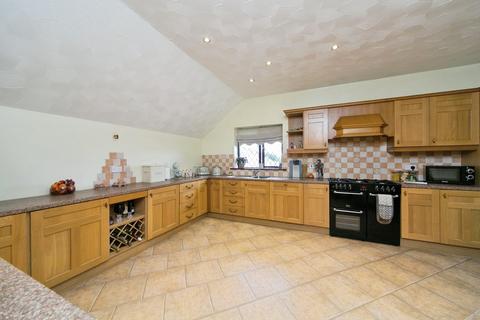 4 bedroom detached house for sale, Llanfairpwllgwyngyll LL61