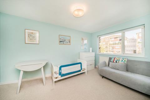 3 bedroom terraced house for sale, Britannia Road, Surbiton KT5