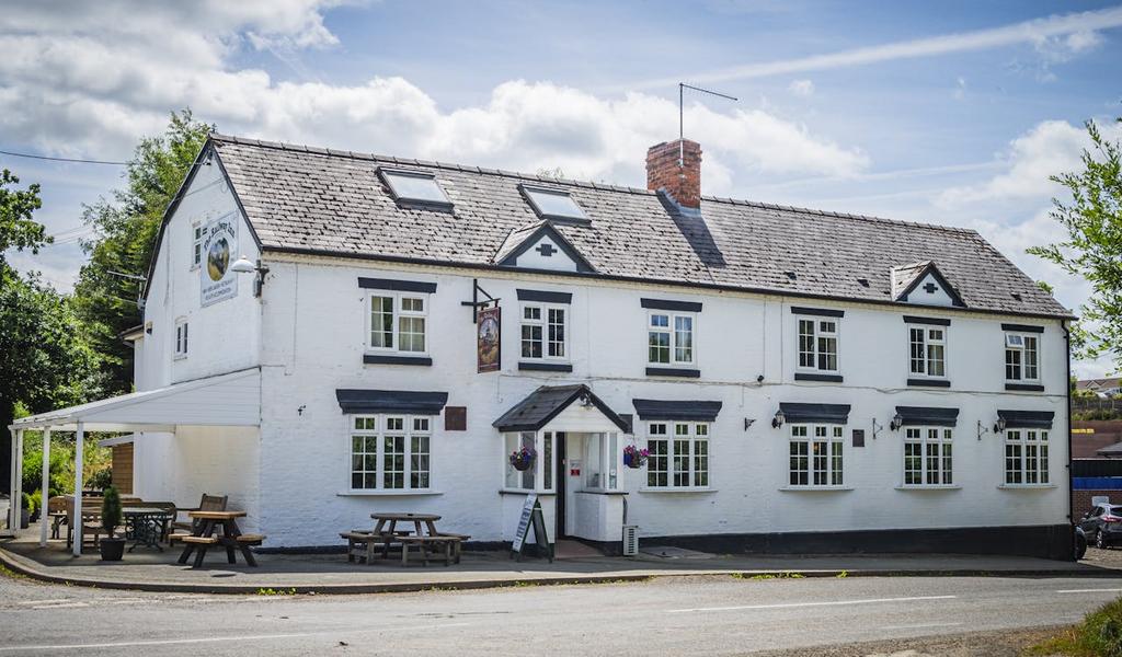 Railway Inn 4436.jpg