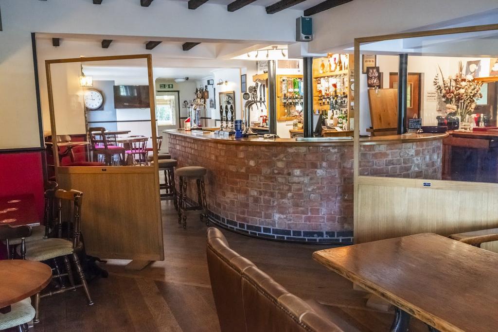 Railway Inn 4405.jpg