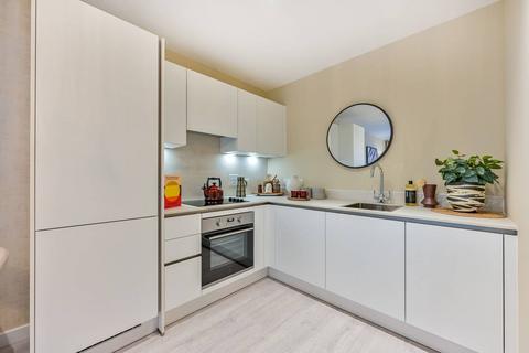 Hayes Village, Hayes UB3