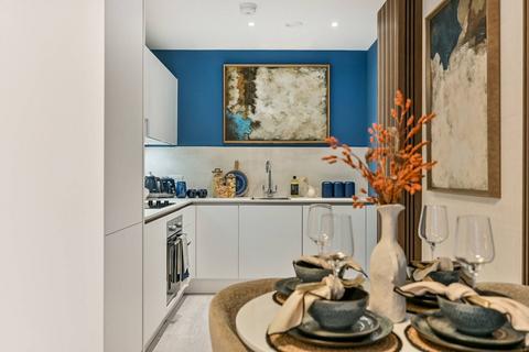 2 bedroom flat for sale, Hayes Village, Hayes UB3