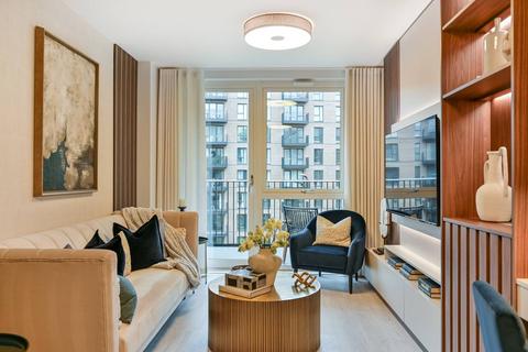 2 bedroom flat for sale, Hayes Village, Hayes UB3