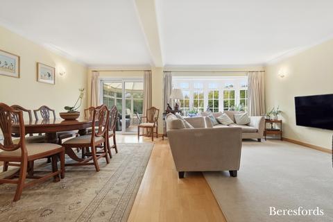 4 bedroom detached house for sale, Shenfield Place, Shenfield, CM15