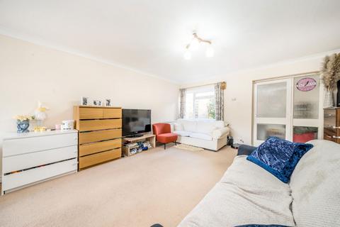 undefined, Spencer Road, Isleworth TW7