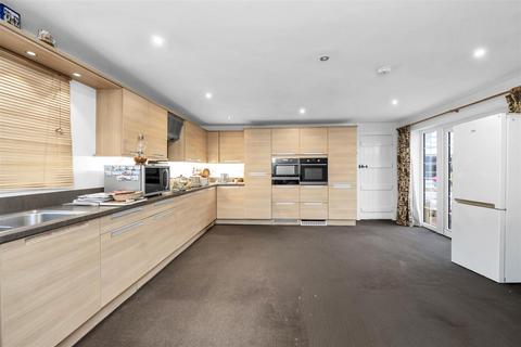 3 bedroom detached house for sale, Mill Lane, Barnham