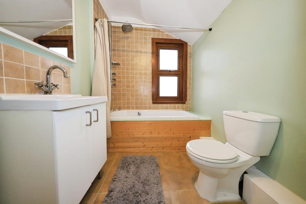 Bathroom / W.C.
