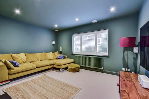 5 bedroom semi-detached house for sale, Osbourne Avenue, Kings Langley, WD4