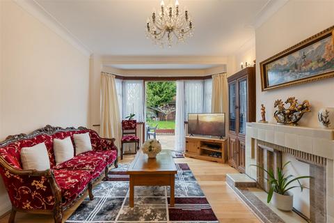 3 bedroom house for sale, Bramley Road, London