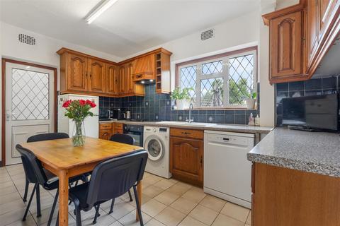 3 bedroom house for sale, Bramley Road, London