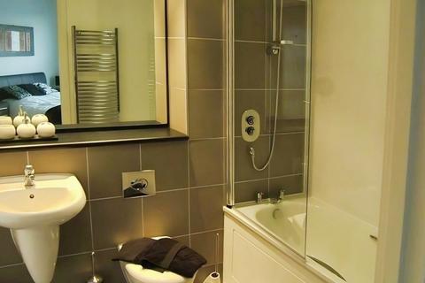 1 bedroom flat to rent, Gateway West, East Street, Leeds, LS9