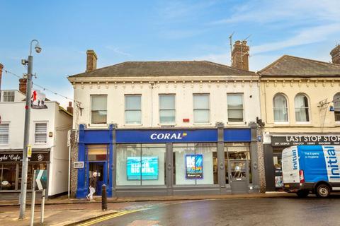 Flat for sale, 8 Preston Place, 23A Preston Street, Faversham, Kent, ME13 8NZ