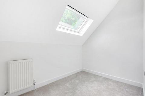 undefined, Genyn Road, Guildford GU2