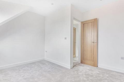 undefined, Genyn Road, Guildford GU2