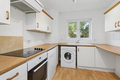 undefined, Princes Road, Weybridge, Surrey, KT13
