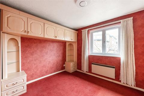 undefined, Riverside Close, London, E5