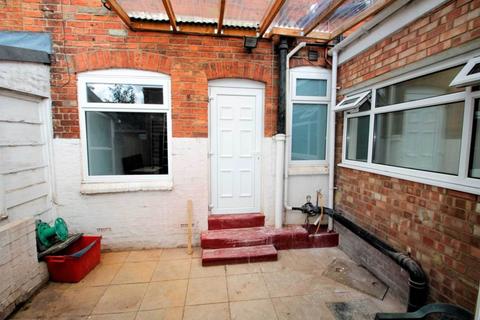 undefined, Montagu Street, Kettering NN16
