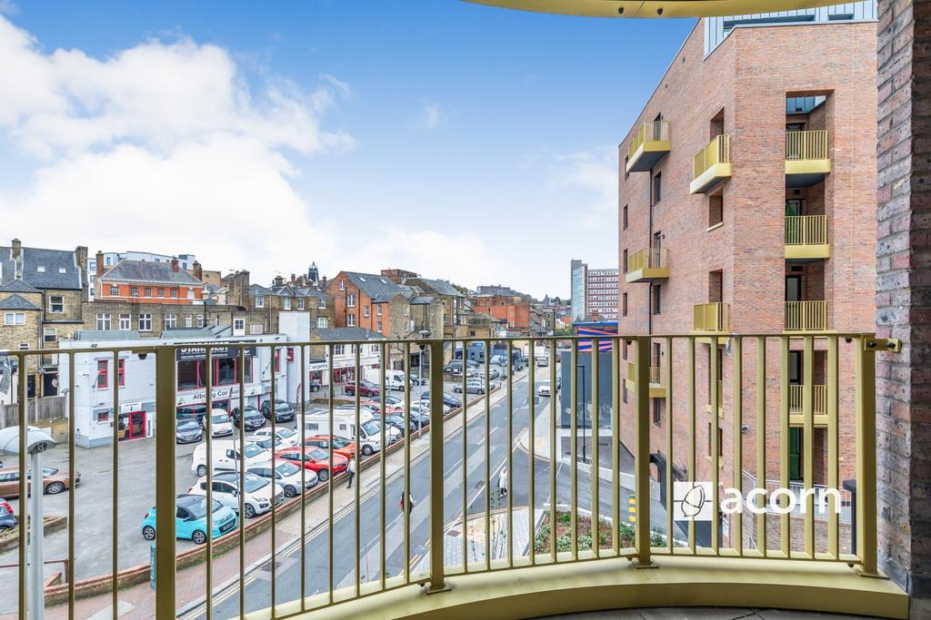 8 starlet wharf-7