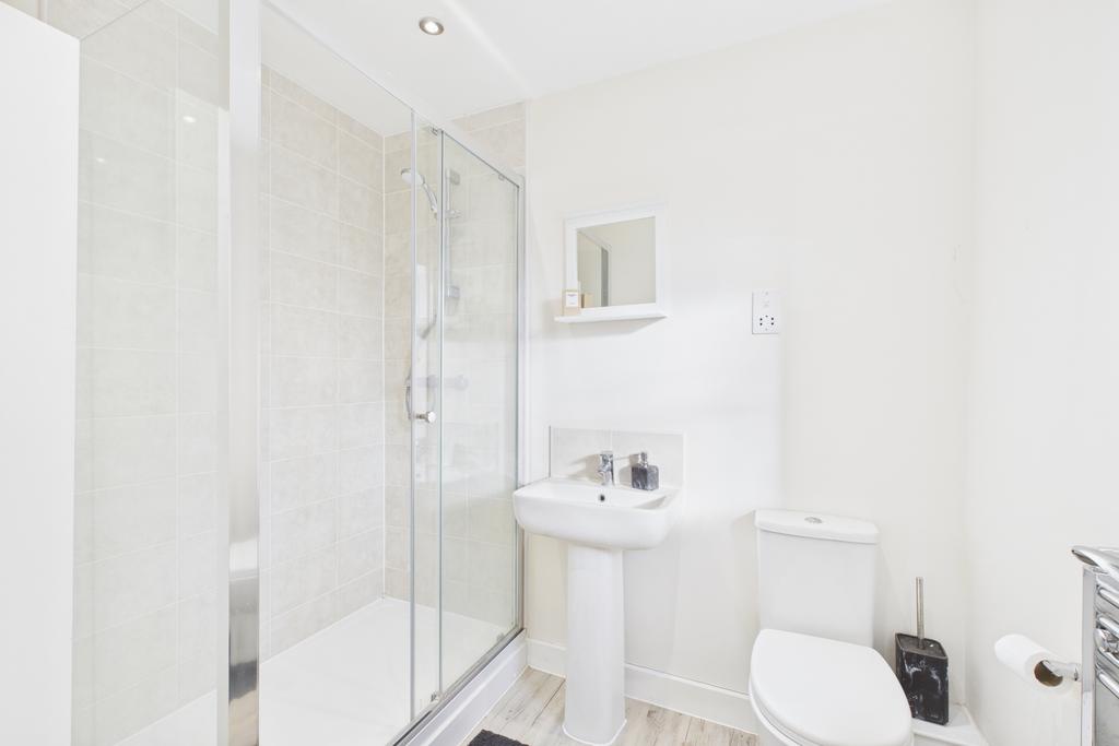Ensuite Shower Room