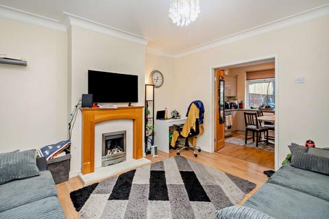 3 bedroom terraced house for sale, Carr Bottom Avenue, Bradford, BD5