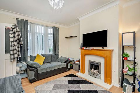 3 bedroom terraced house for sale, Carr Bottom Avenue, Bradford, BD5
