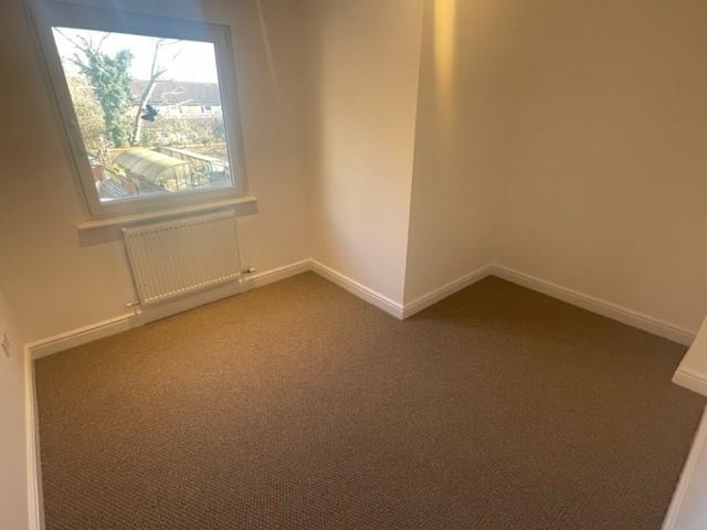 Y6q Ug Ty U5 U-R2we Fb u Xkw.jpg