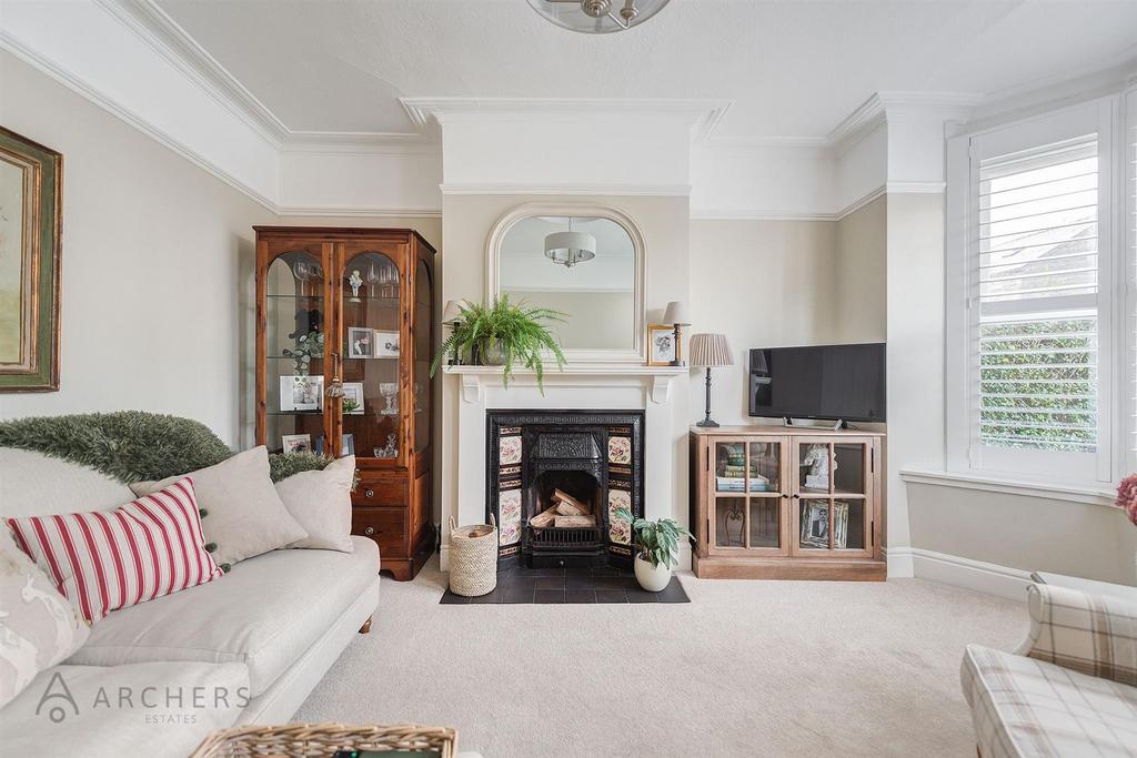 262 Western Road(Interior)-2.jpg