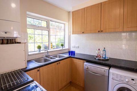 undefined, Mead Way, Canterbury, Kent