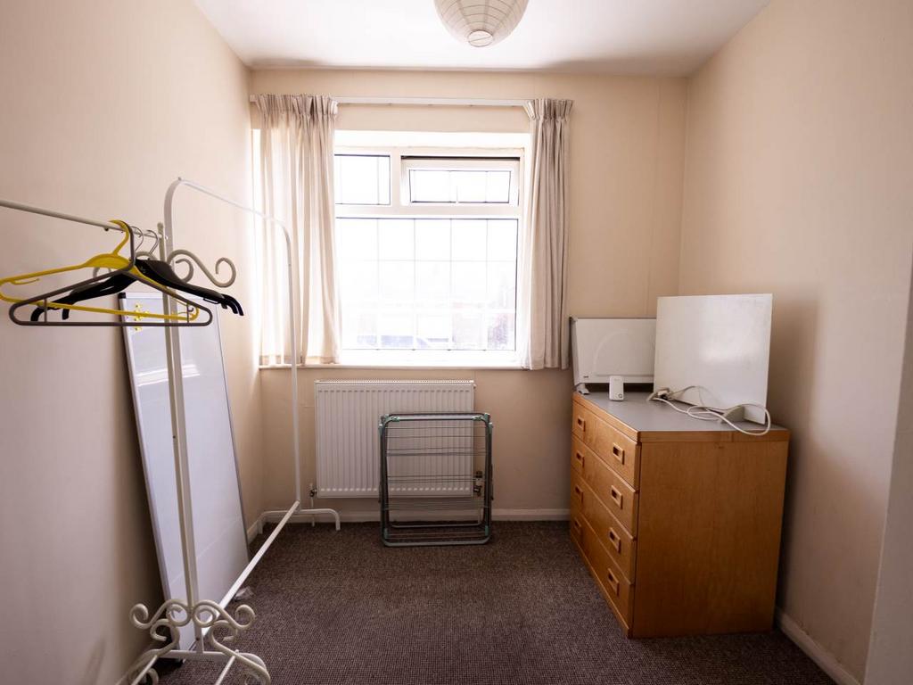 5 Meadway studentacco