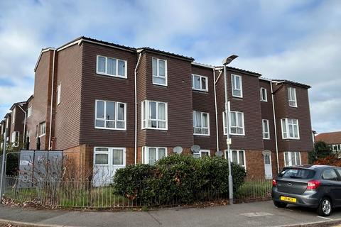 2 bedroom flat for sale, Aidan Close, Dagenham RM8