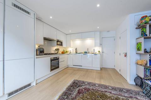Swaledale Close, Friern Barnet, London, N11