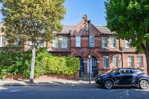 undefined, Gladstone Avenue N22, Wood Green, London, N22