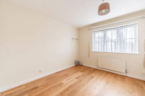 undefined, Kingfisher Close, Harrow Weald, Harrow, HA3