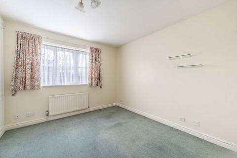 undefined, Kingfisher Close, Harrow Weald, Harrow, HA3