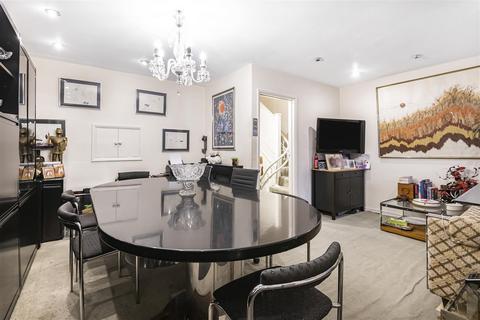 undefined, Warwick Gardens, Barnet EN5