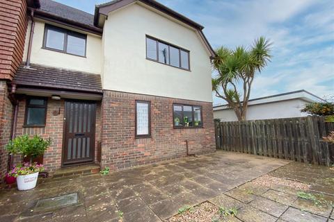 undefined, Gatehouse Close, Beaulieu Road, Bexhill